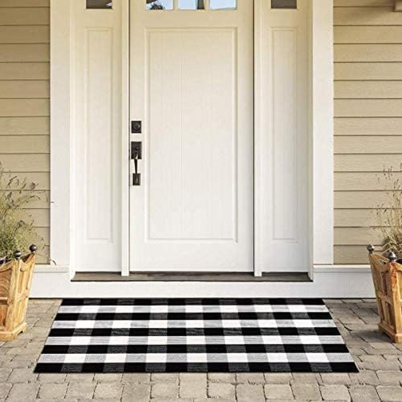 Buffalo Plaid Rug 3X5 Ft Outdoor Large Black and White Checked Rug Cotton Reversible Hand-Woven Indoor Washable Entryway Front Porch Decor Rugs for Layered Welcome Front Door Mats1